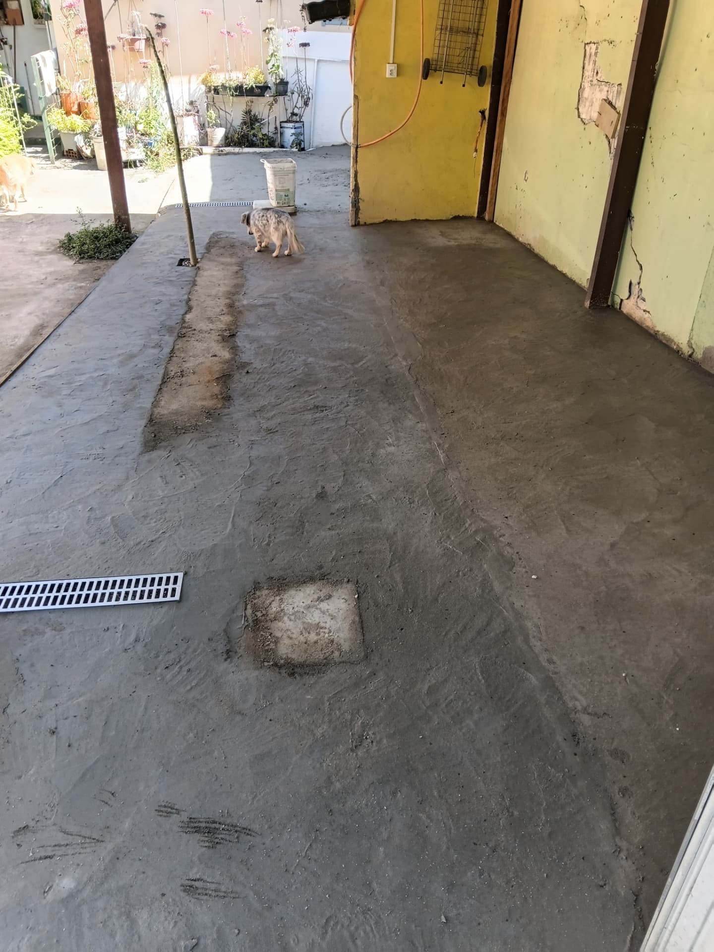 Contrapiso acabado em área externa residencial